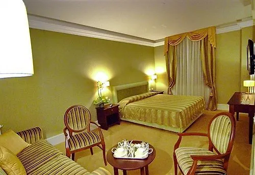 Hotel Bernina Tirano 3*,  Italia