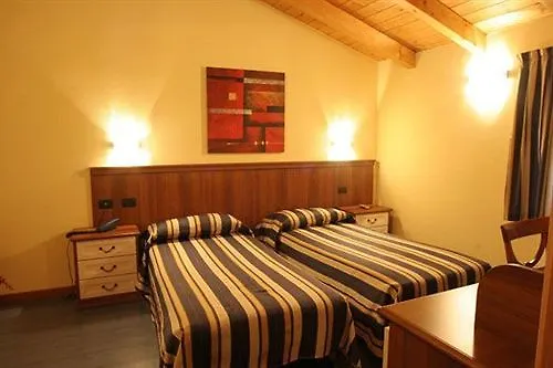 Hotel Bernina 티라노